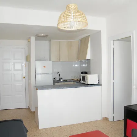 En Playa De Con Vistas Al Mar, 1 Dormitorio, Piscina, Tenis, A/a, Se Aceptan Mascotas - Es-314-21 Apartment Gandia