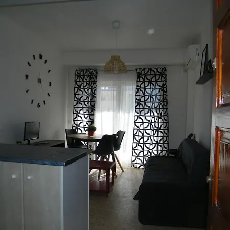 Apartment En Playa De Con Vistas Al Mar, 1 Dormitorio, Piscina, Tenis, A/a, Se Aceptan Mascotas - Es-314-21