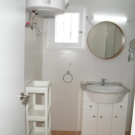 En Playa De Con Vistas Al Mar, 1 Dormitorio, Piscina, Tenis, A/a, Se Aceptan Mascotas - Es-314-21 * Gandia